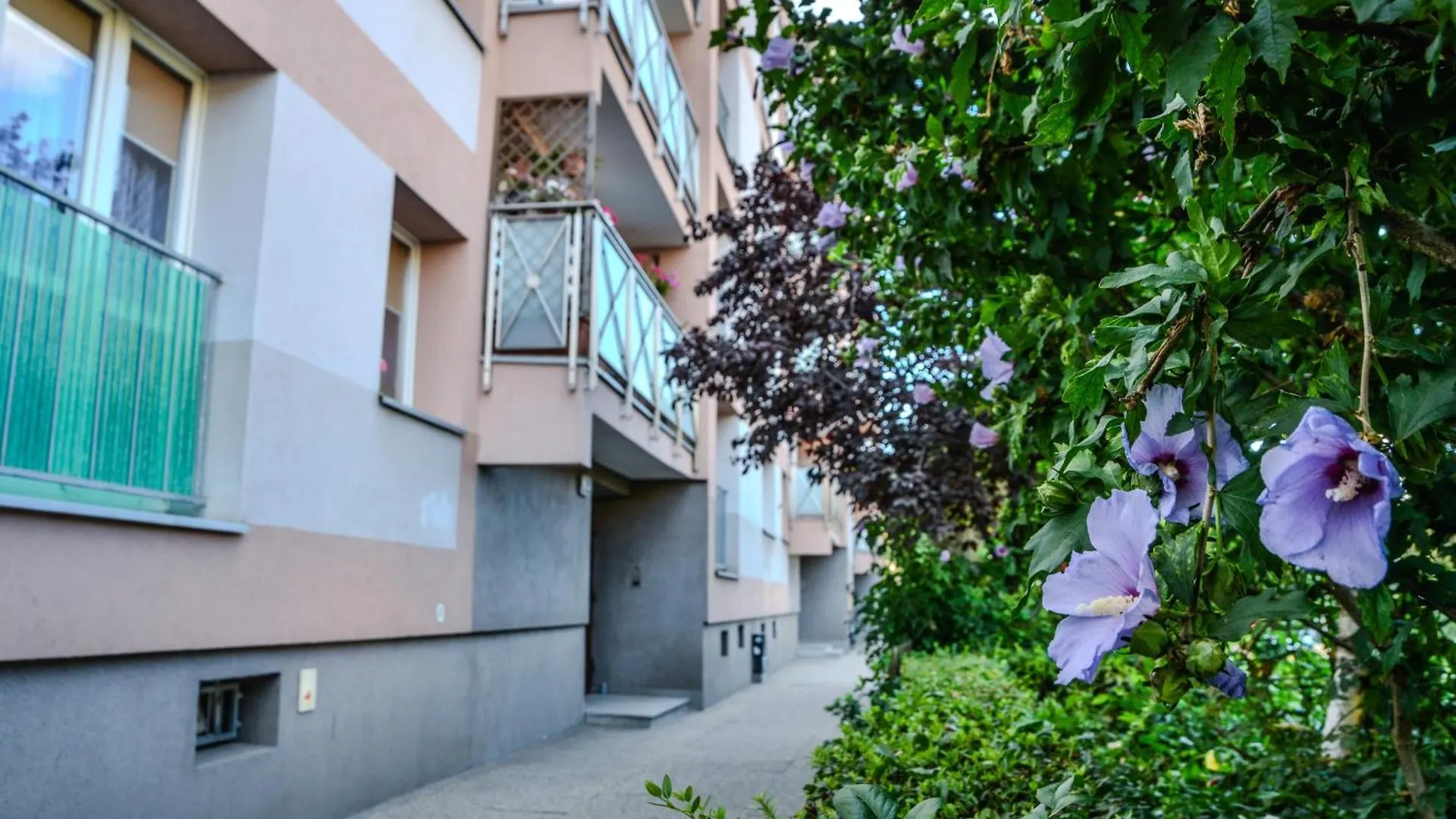Alabas - Stylish Central Apartment - Steps From Market Square & River Wrocław